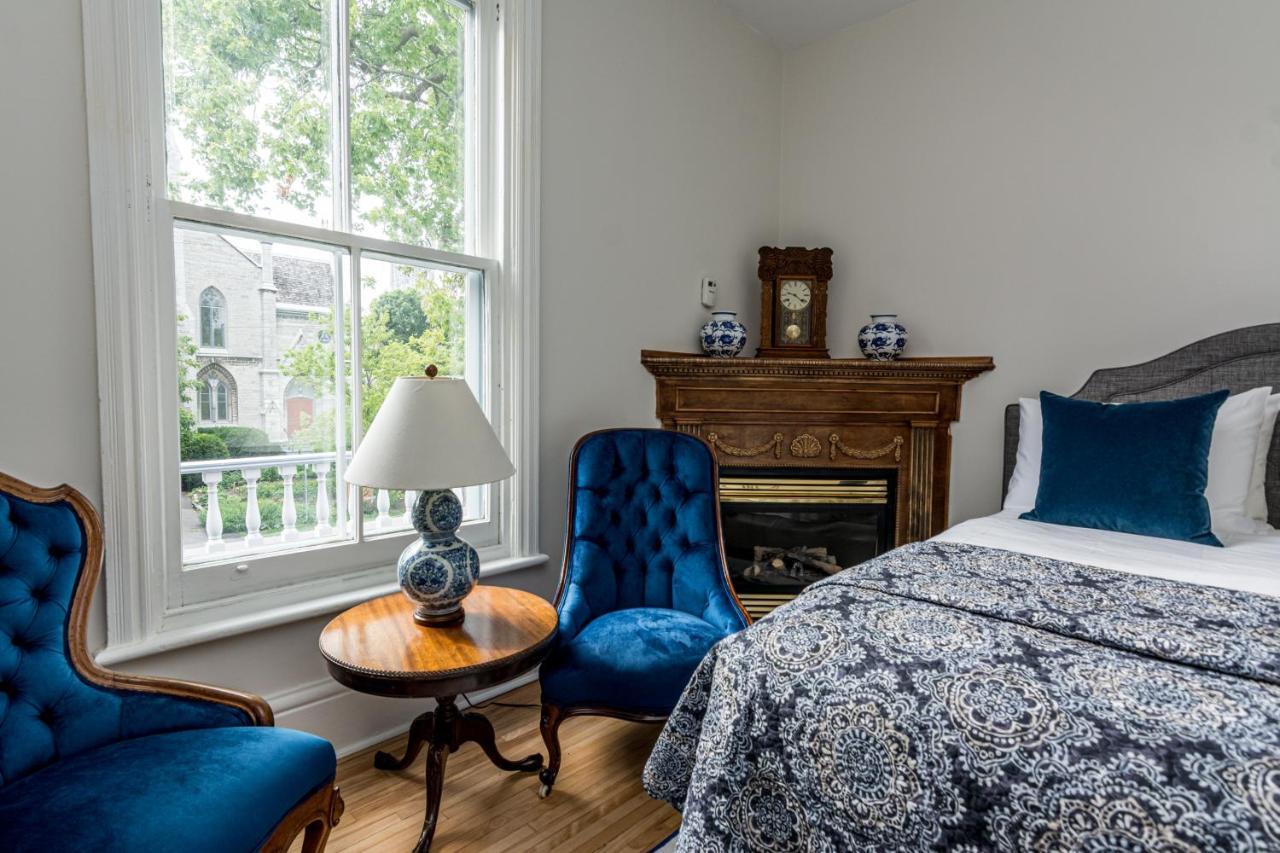 The Secret Garden Inn Kingston Extérieur photo