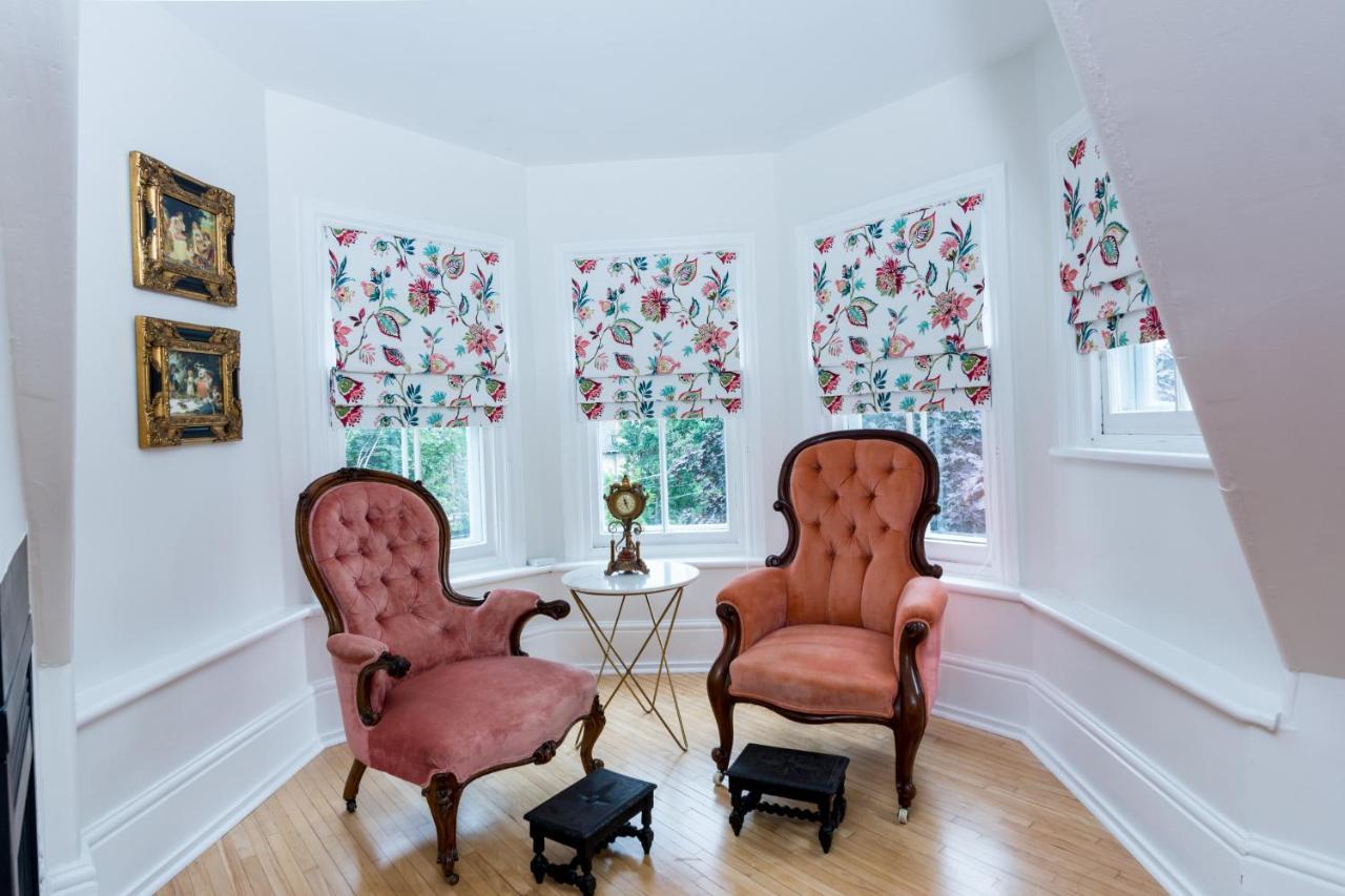The Secret Garden Inn Kingston Extérieur photo
